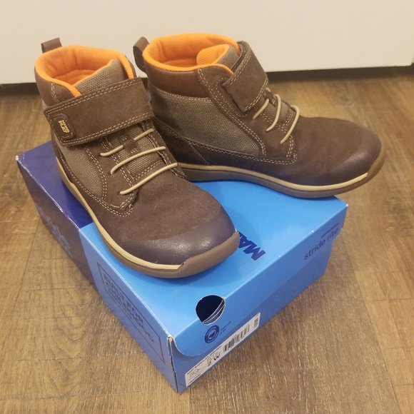 Stride Rite Other - Stride Rite Made 2 Play Barclay Boot Size 2W